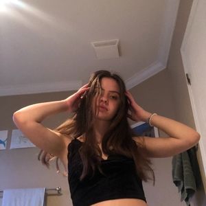 Meet your Posher, Liana